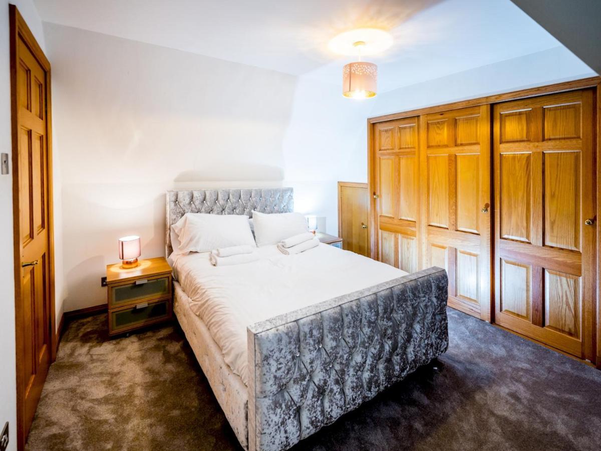 Pass The Keys Superb 3 Bedroom Cottage With Sea Views 앤스투루더 외부 사진